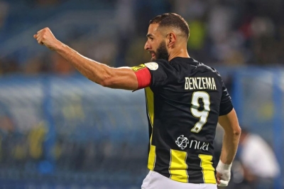 الاثنين.. بنزيما يعود لتدريبات الاتحاد الجماعية