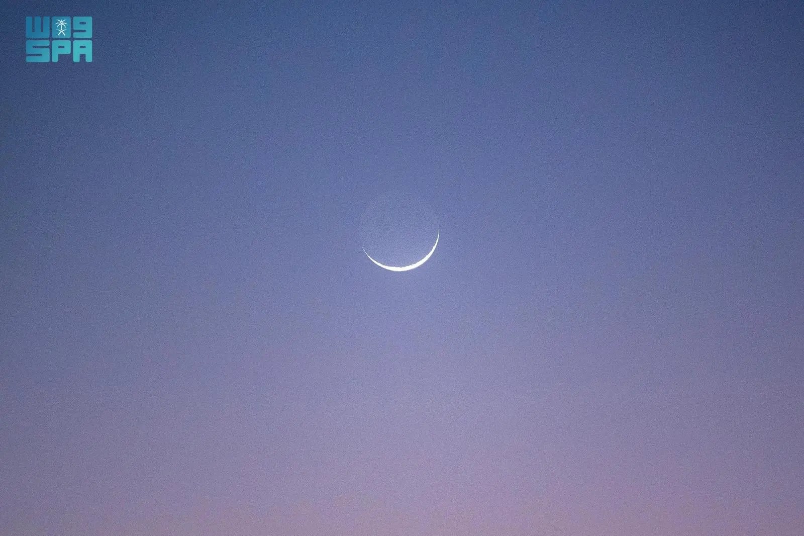 هلال شعبان يُزين سماء منطقة تبوك