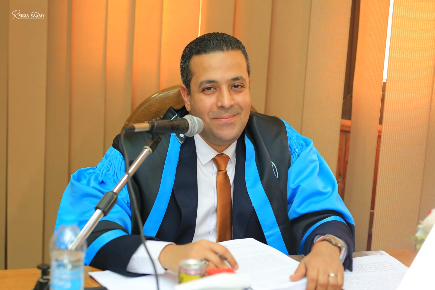 مصر.. علي جمعة يمنح درجة الدكتوراة بمرتبة الشرف الأولى للباحث محمد النشار بآداب المنيا