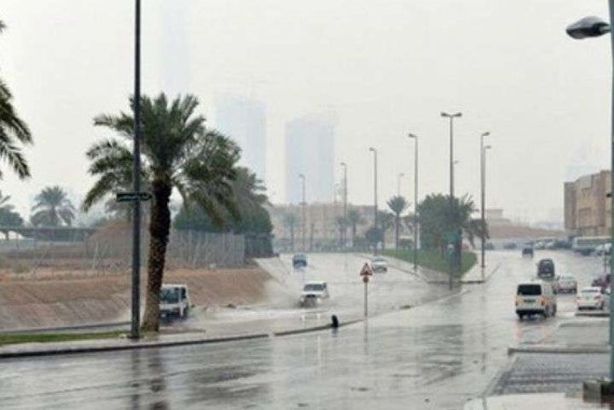 “الأرصاد” ينبه من فرص لهطول أمطار متفاوتة الغزارة على معظم مناطق المملكة