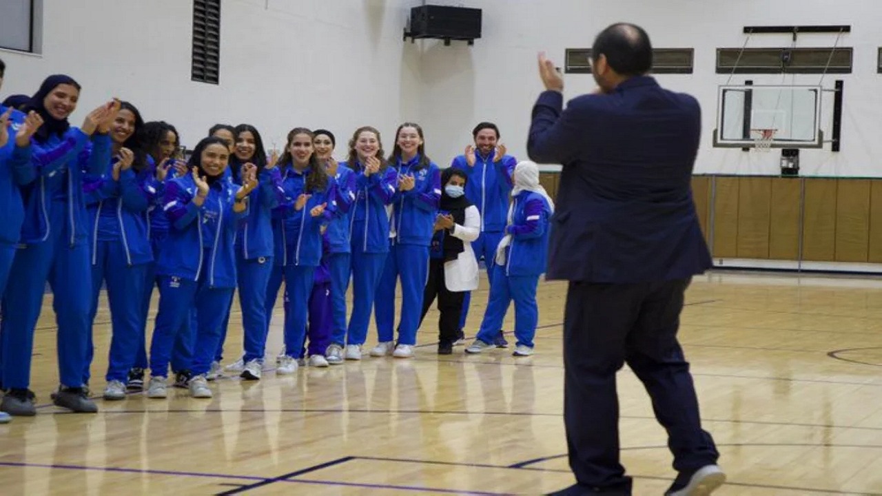 رامز جلال يحرّض كزبرة على ضرب حمو بيكا وينهار من الضحك .. فيديو