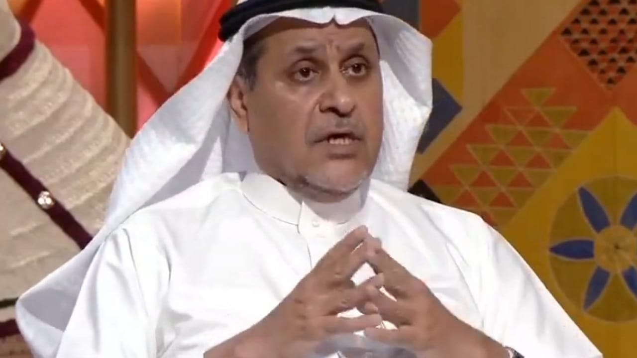 طائرة الهلال تقترب من التتويج بلقب الدوري