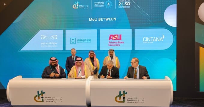 مذكرة تعاون لإنشاء جامعة ومدرسة تابعة لـ«أريزونا» الأمريكية بالمملكة