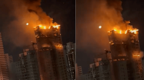 حريق ضخم يلتهم مبنى شاهقا في البرازيل