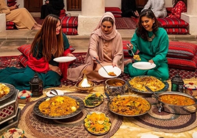 'رمضان' شهر 'التلاحم' وصلة الأرحام