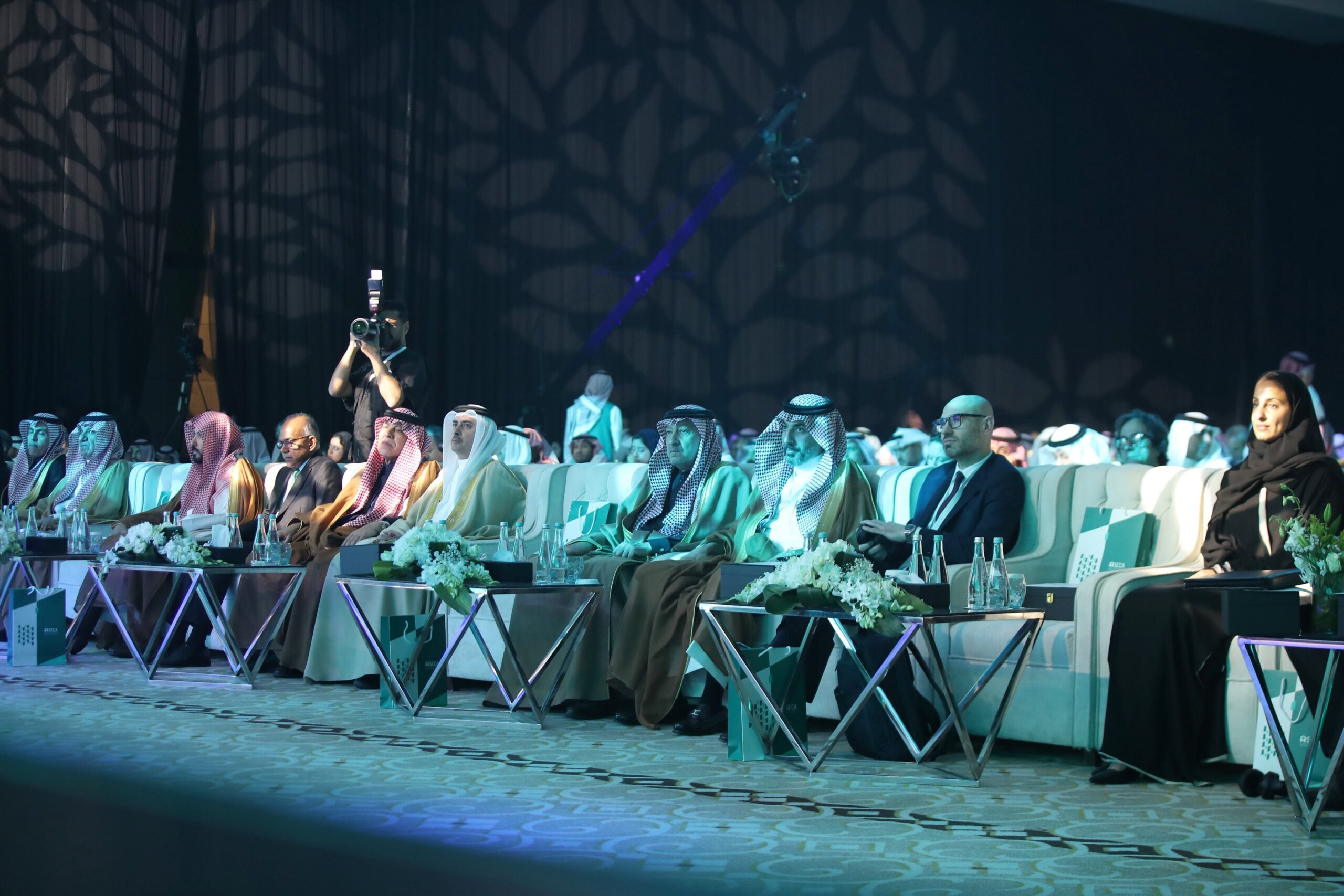 نائب وزير الخارجية يشارك في المؤتمر الدولي الثالث للمركز السعودي للتحكيم التجاري