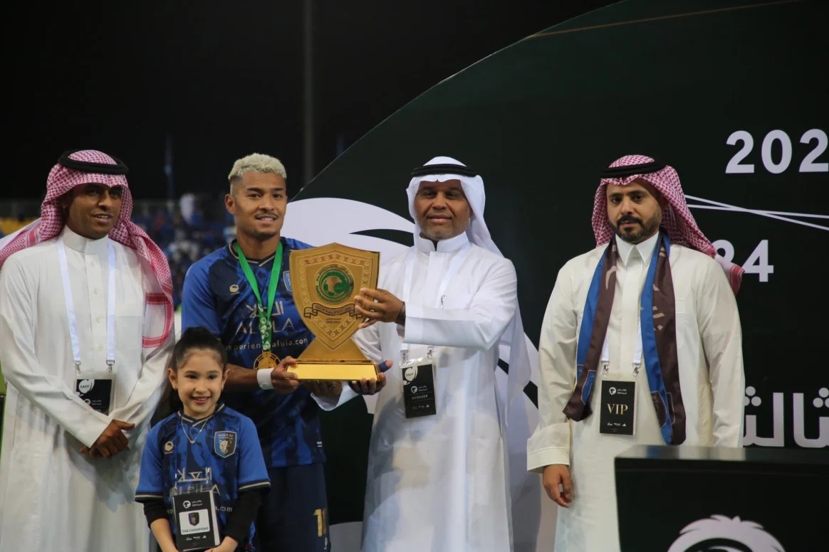 العلا يتوج بدوري الدرجة الثالثة