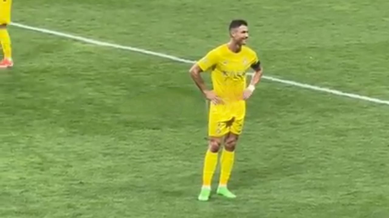 ردة فعل رونالدو بعد إلغاء هدف أوتافيو .. فيديو