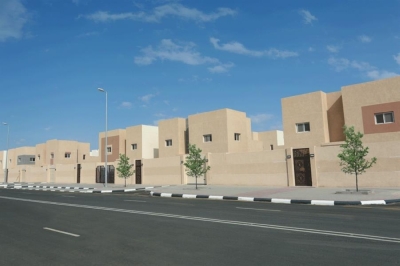 اتفاقيات مع الصين لبناء آلاف الوحدات السكنية