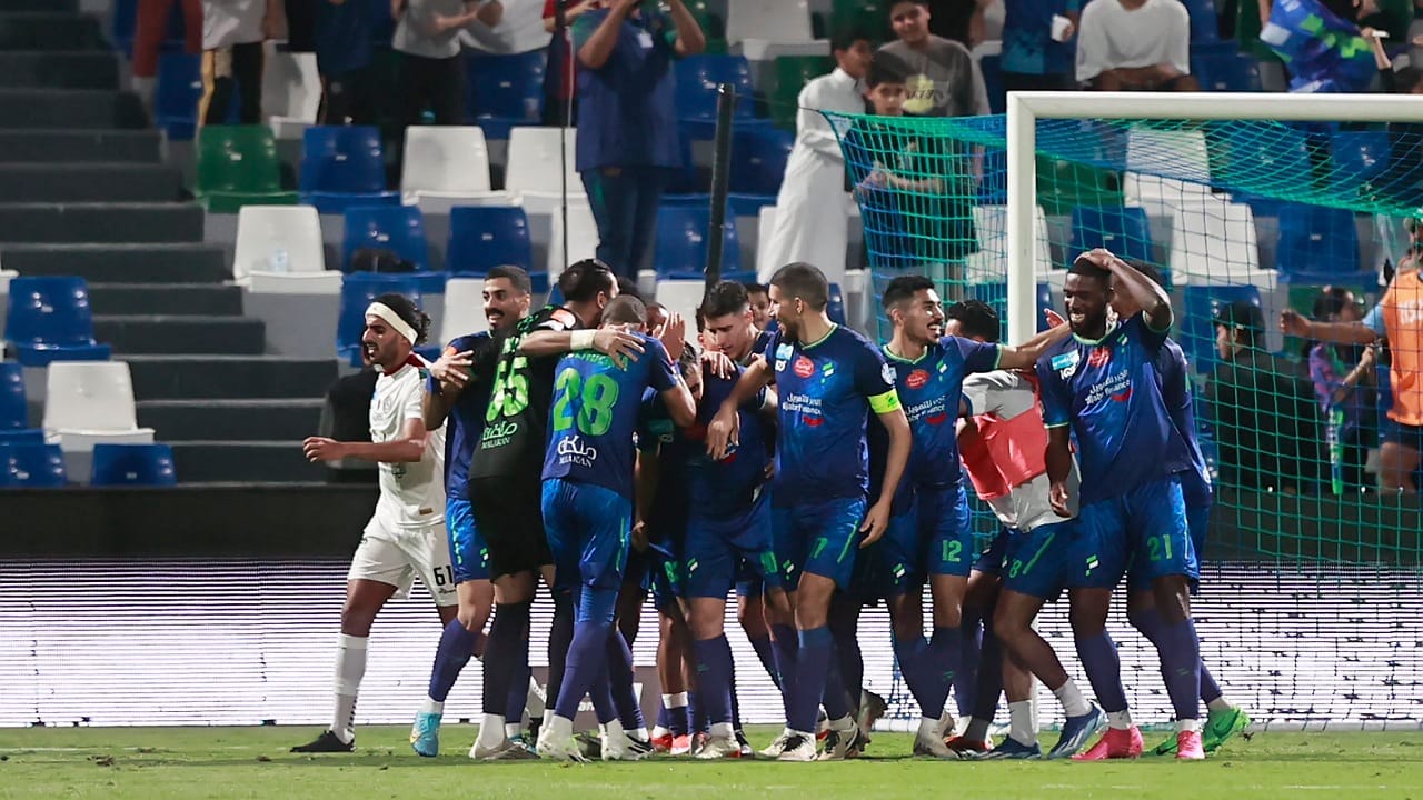 القبض على رئيس الاتحاد الإسباني السابق بتهمة الفساد.. فيديو