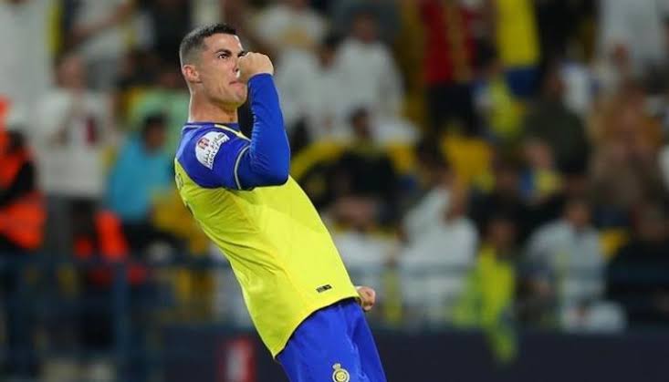 الهلال يضرب الأخدود بثلاثية.. ورونالدو يقود النصر لفوز كاسح على أبها بدوري روشن