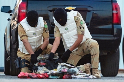 'الأمن' يطيح بمهربي 'المخدرات' بجازان وعسير