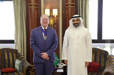 وزير الاتصالات يبحث تعزيز نمو الاقتصاد الرقمي