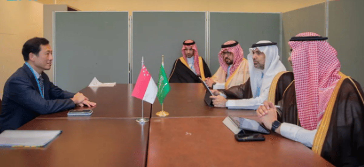 وزير الصحة يلتقي نظيريه السنغافوري والفرنسي في جنيف ويبحث تعزيز التعاون