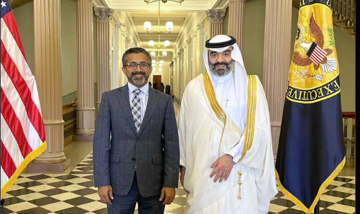 وزير الاتصالات يلتقي بمسؤولين أمريكيين لتعزيز التعاون في الاقتصاد الرقمي