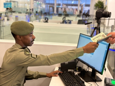 حجاج البر يواصلون المغادرة إلى بلدانهم