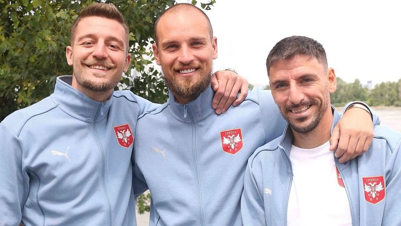 فوضى وشغب في مباراة بالدوري الجزائري .. فيديو