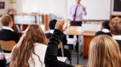 أصغر مرشَّحة للثانوية بفرنسا عمرها 9 سنوات