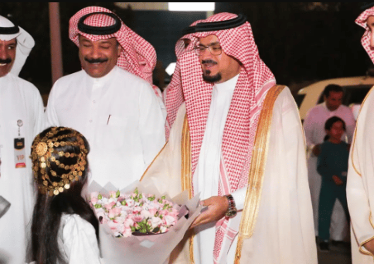 أمين منطقة الباحة يفتتح مهرجان واجهة بلجرشي للتسوق والترفيه