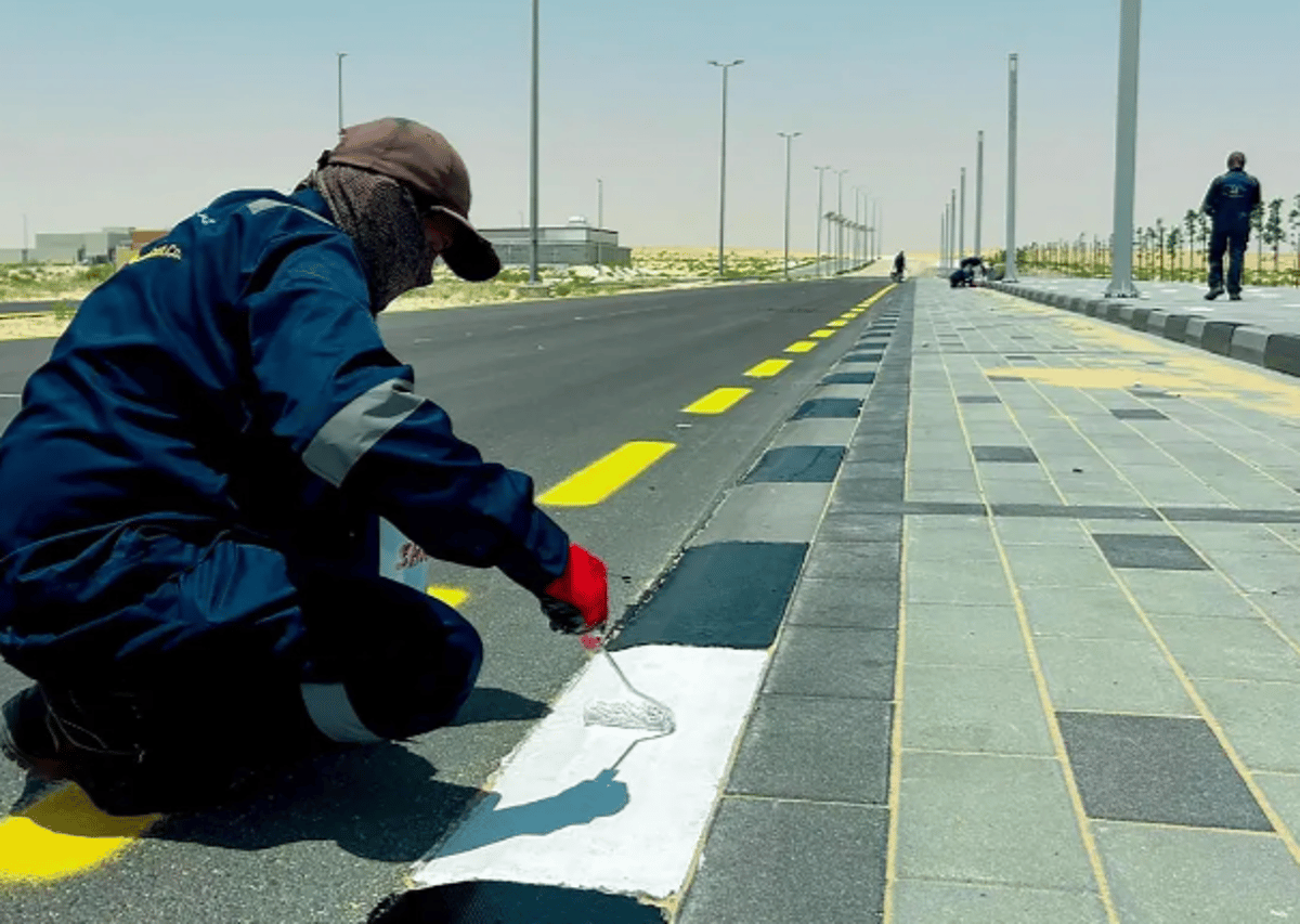 أمانة الشرقية تنفذ خطة تحسين المشهد الحضري وتزرع 82 ألف زهرة