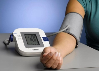 أطعمة تضبط ضغط الدم وتحمي القلب