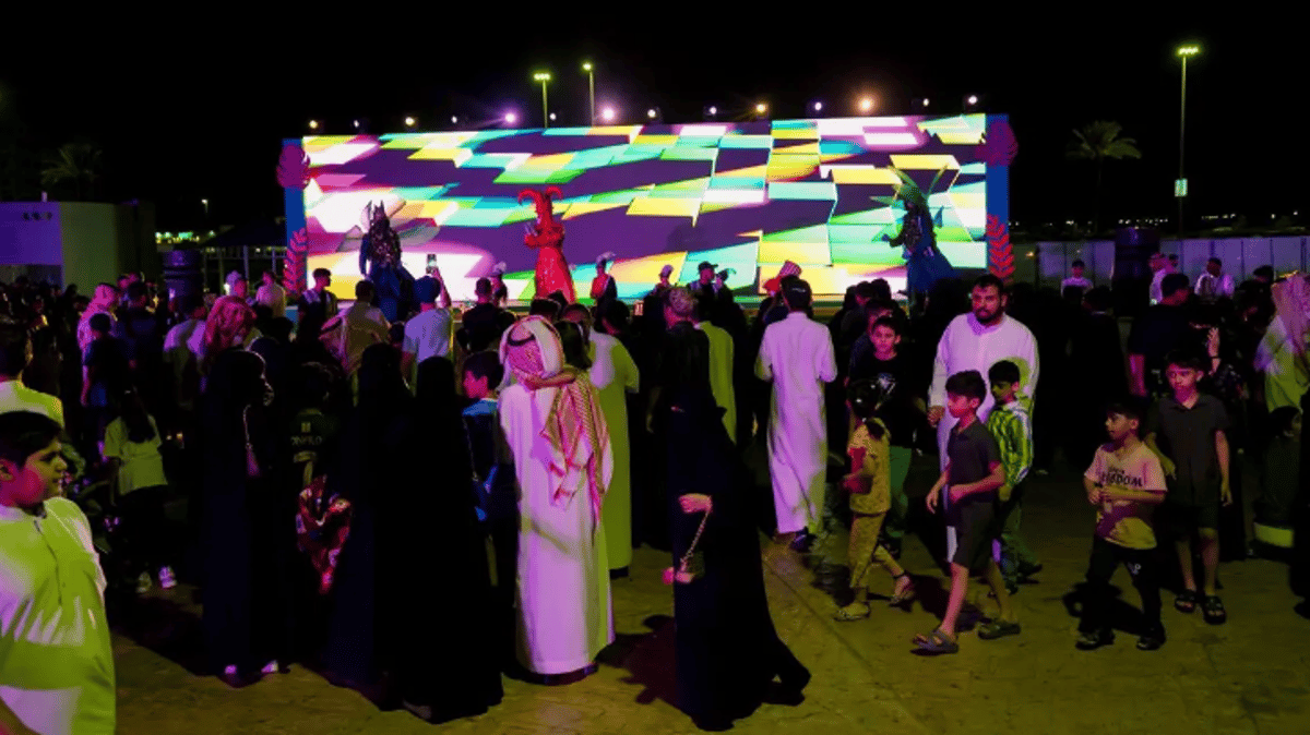 أكثر من 70 ألف زائر وزائرة لمهرجان "صيف حائل"