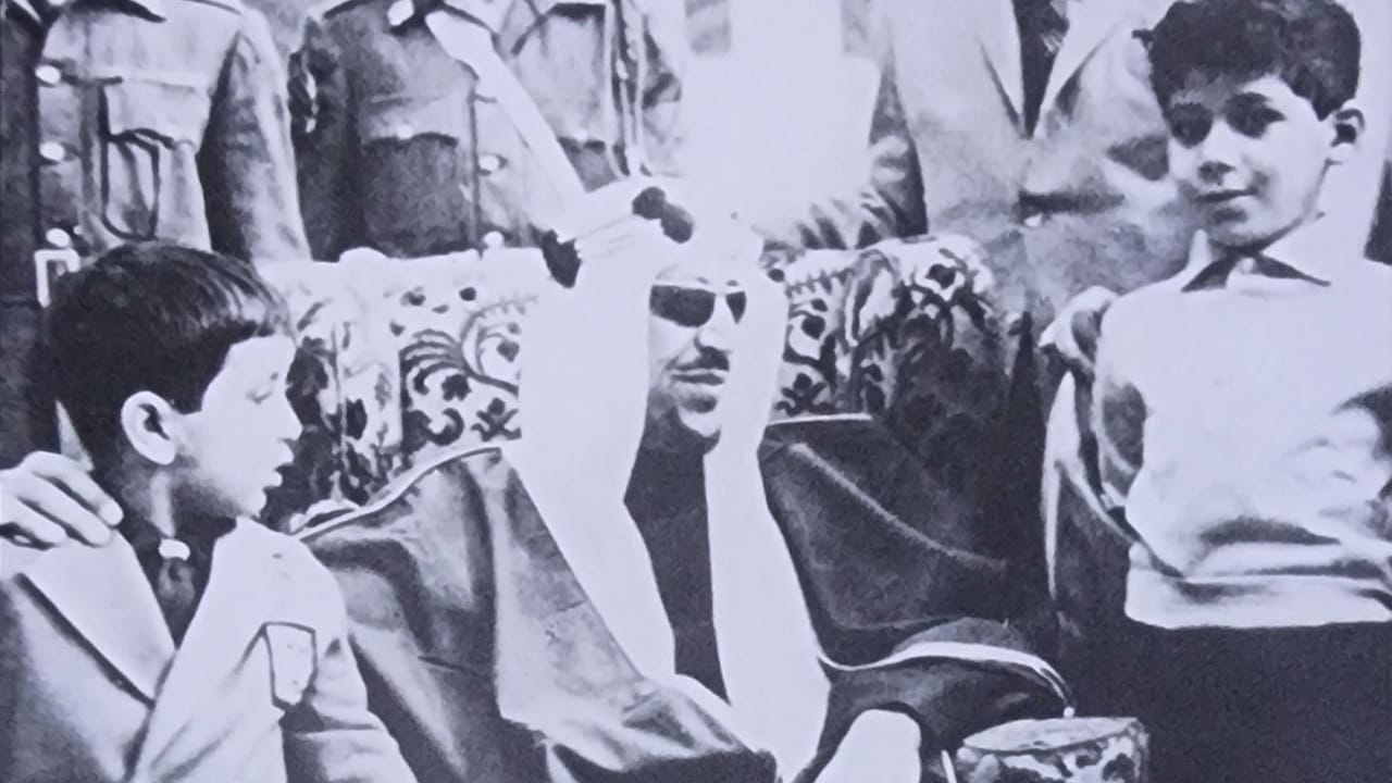 الخثلان: التمويل عن طريق المعادن جائز شرط أن يكون شرعيًا .. فيديو