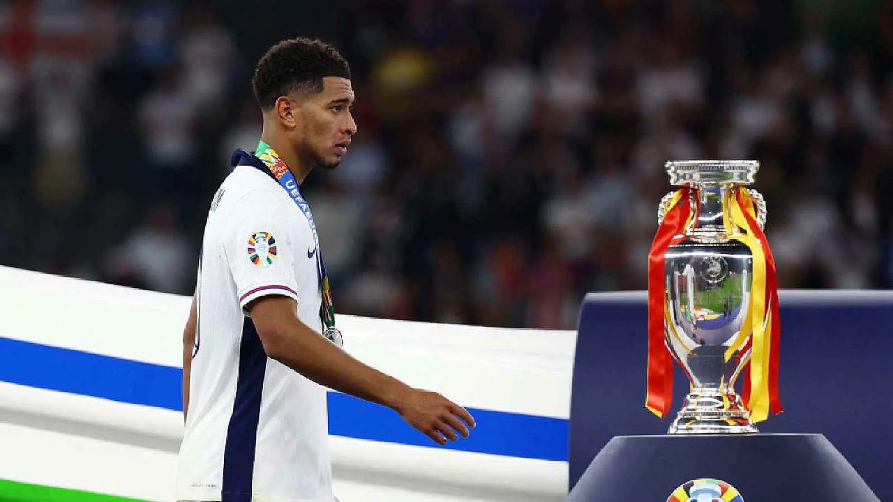 إشتباكات بين الجماهير الغاضبة في لندن بعد الخسارة في يورو 2024 .. فيديو