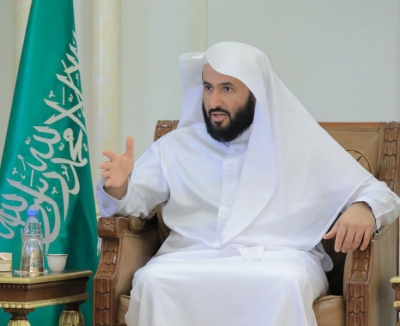 الصمعاني يوجه بزيادة خدمات 'ناجز'