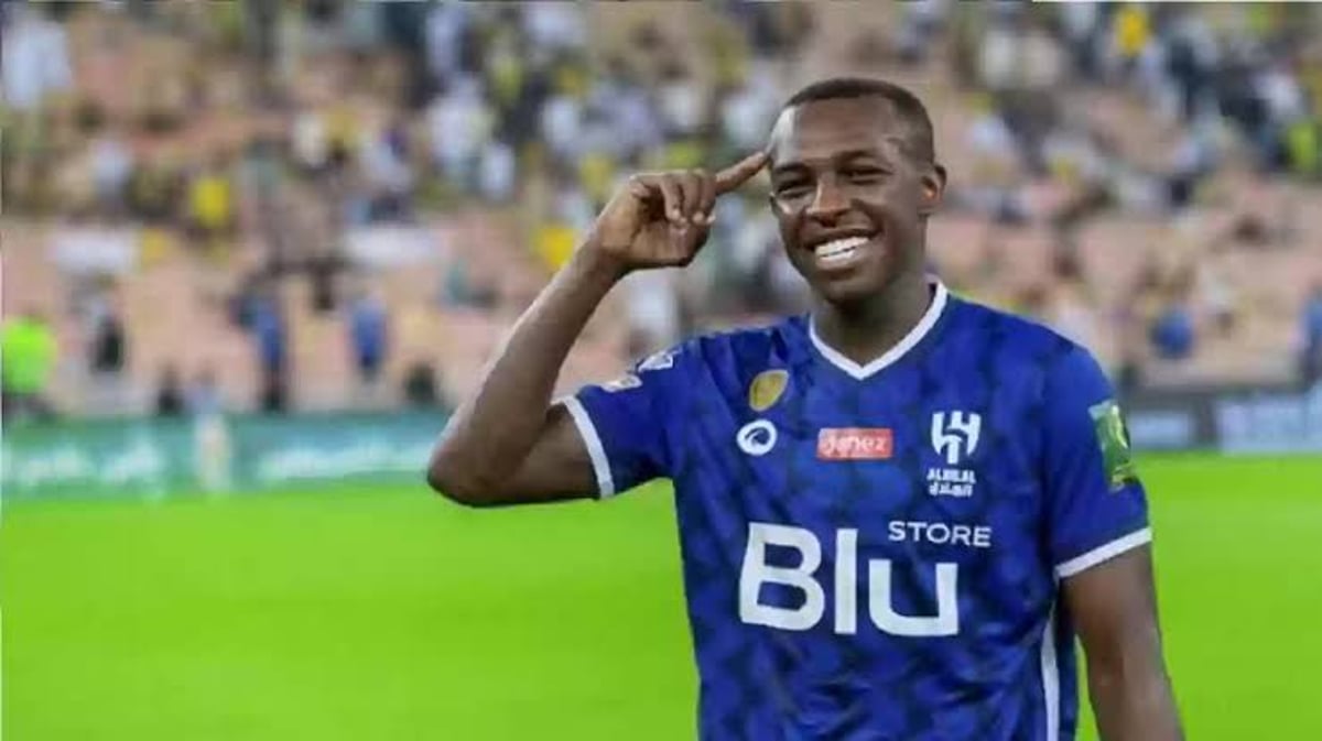 المدير الرياضي لروما يؤكد لـ«عاجل» حقيقة التعاقد مع سعود عبد الحميد