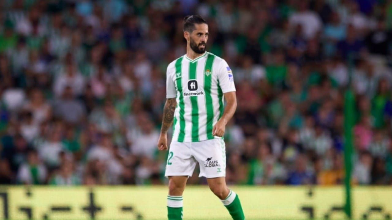 شاب خسر حياته بعد إنقاذ جيرانه من حريق نشب بمنزلهم