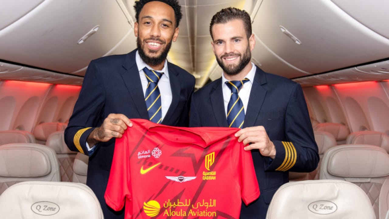 ‏البرازيلي نيمار بالزي السعودي ..صورة