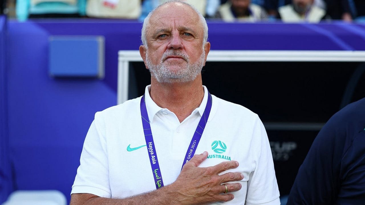 ردة فعل جماهير بعد رؤية البليهي في شوارع الرياض .. فيديو