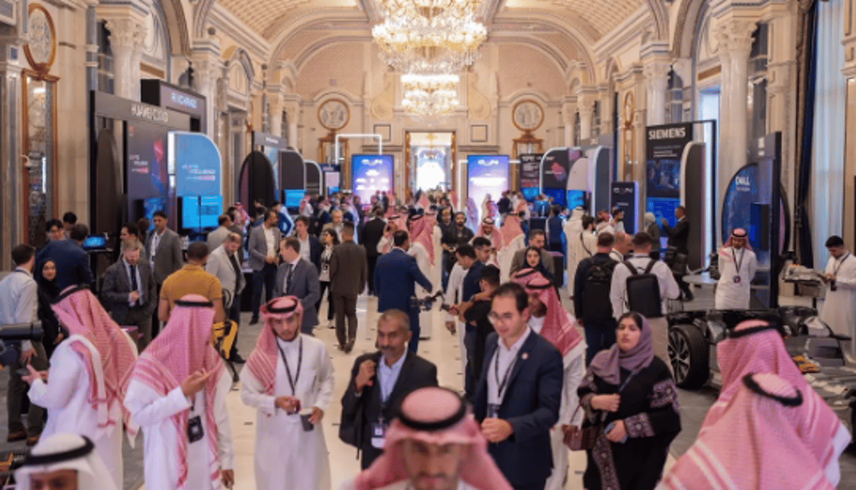 قمة الذكاء الاصطناعي تختتم يومها الأول بحزمة من مذكرات التفاهم