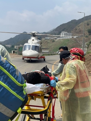 إسعاف جوي لمريض في مرتفعات جازان