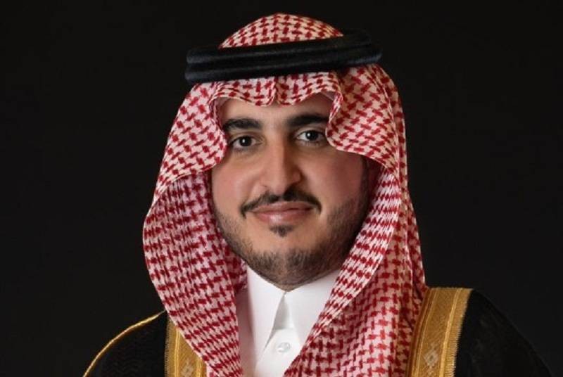 أمير منطقة الجوف يعزّي ناحي الرويلي بوفاة والده