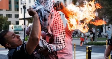 صحفى أمريكى يضرم النار فى نفسه خارج البيت الأبيض دعما لغزة