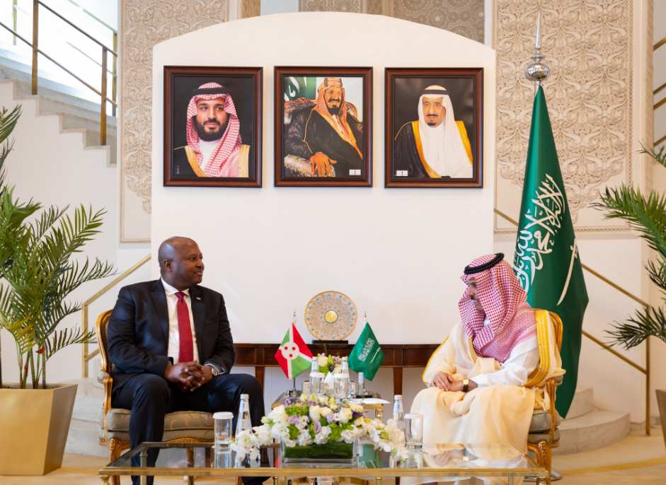 وزير الخارجية يستقبل وزير خارجية بوروندي