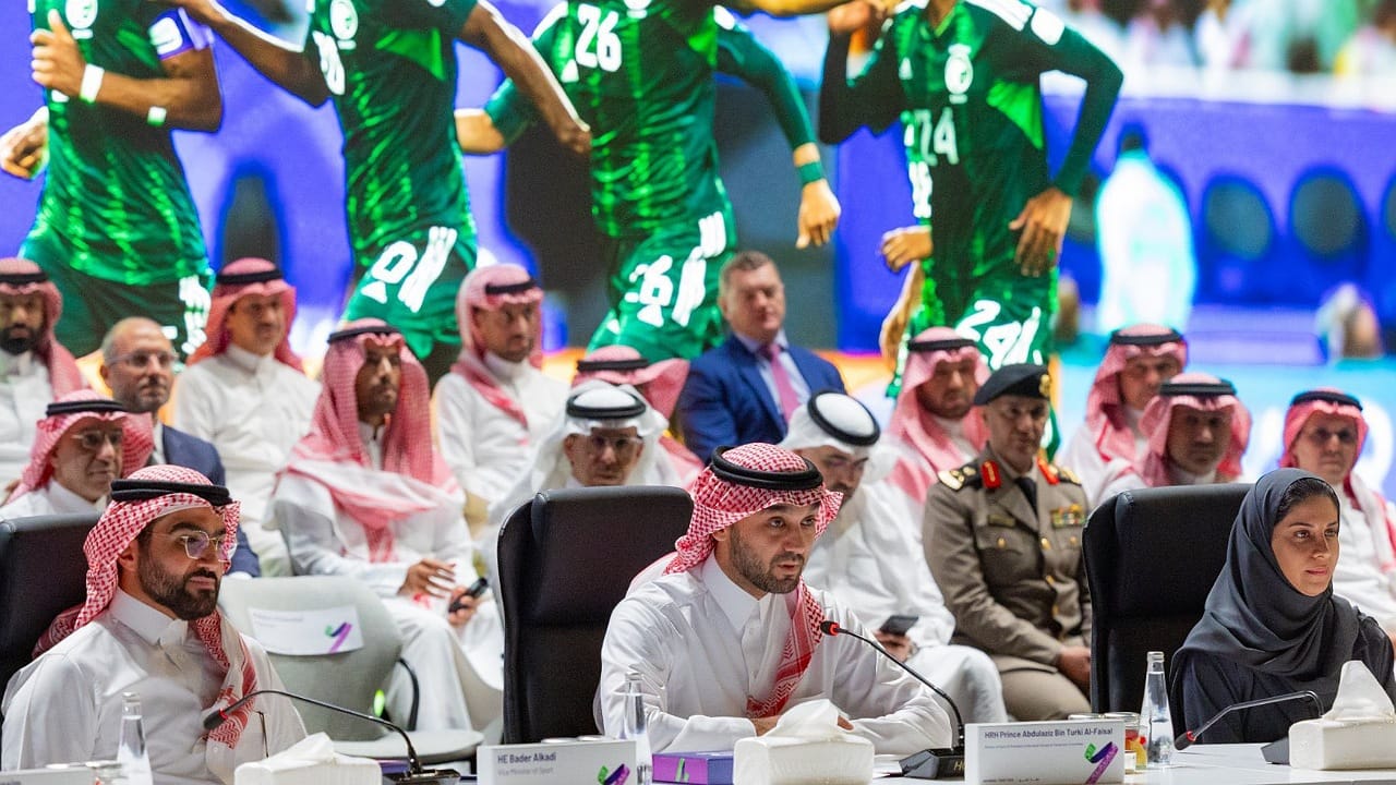 رونالدو يكشف عن وجبته المفضلة في المملكة.. فيديو