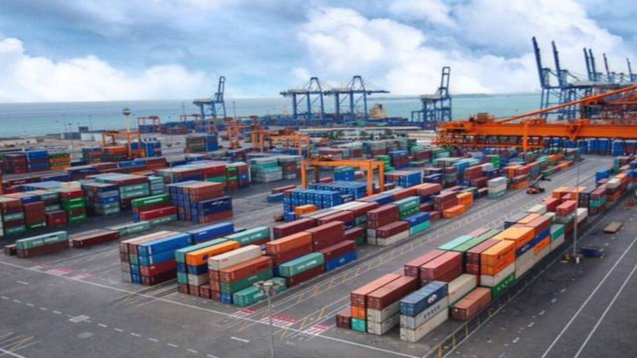 الحميدي يوضح حقيقة تأخير تمارين الاتفاق لمشاهدة جيرارد مباريات ليفربول .. فيديو