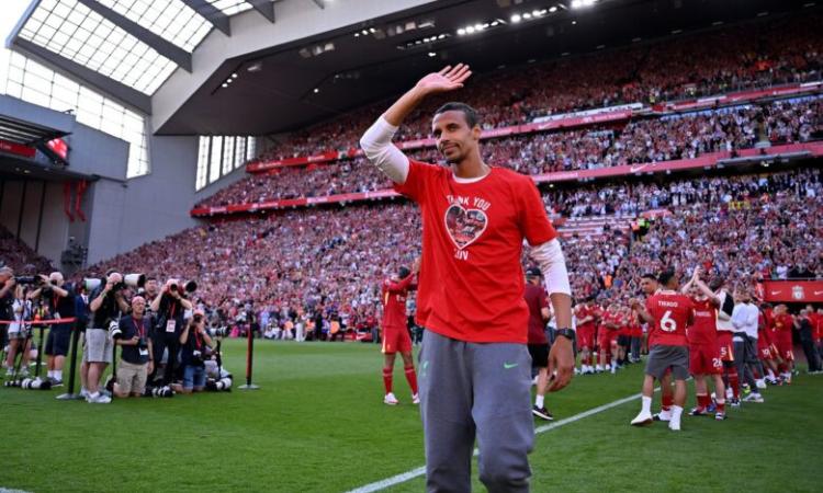 “ليفربول”: الكاميروني جويل ماتيب يعتزل كرة القدم رسميا