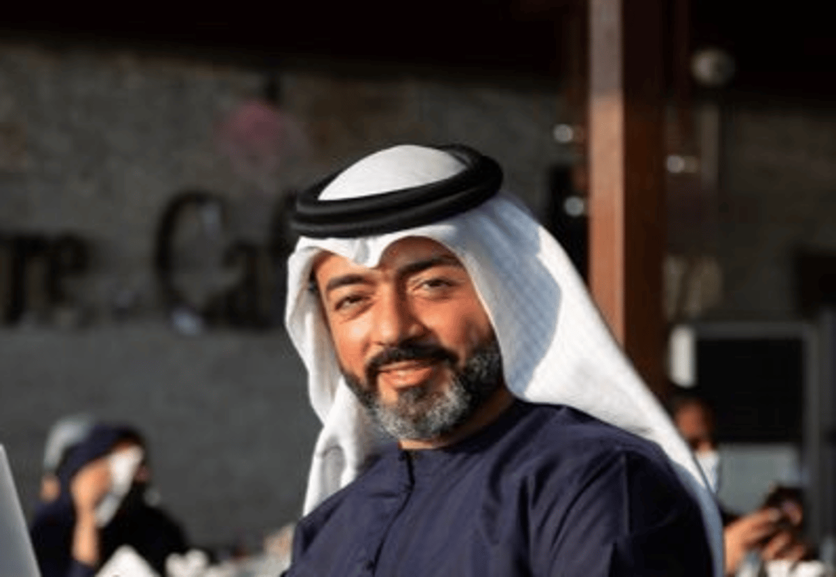 «في المكان الخطأ».. مستشار تطوير أعمال يوضح أسباب عصبية الموظف