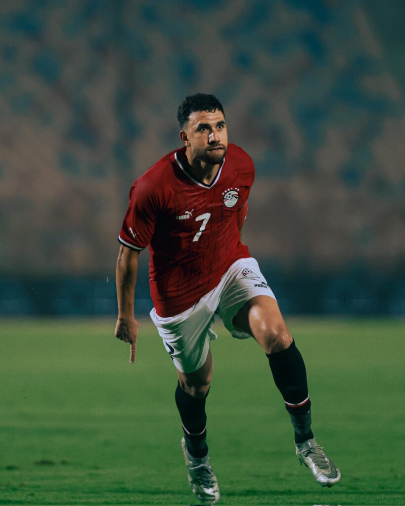 مصر تهزم موريتانيا بثنائية تريزيجيه وصلاح