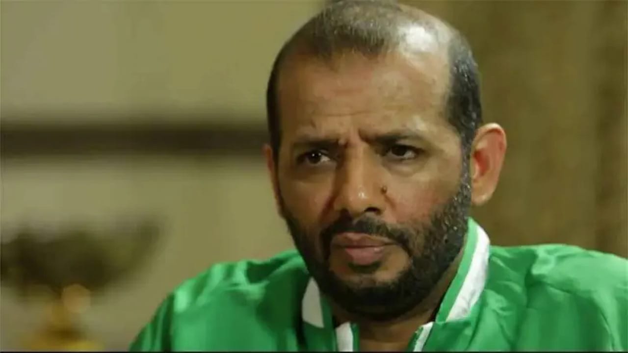 رد غريب من حارس مرمى برشلونة بشأن استمراره بالتدخين  ..  صورة
