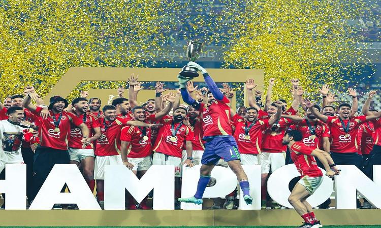 الأهلي يتوج بطلًا لكأس السوبر المصري