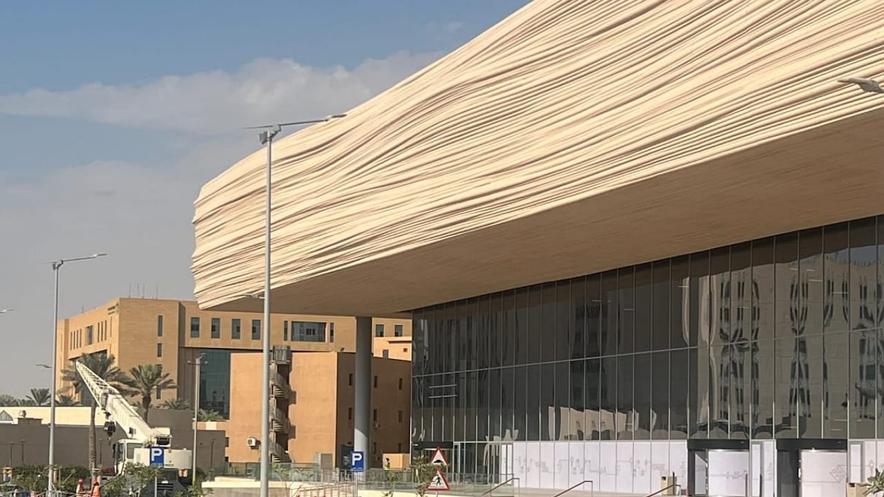 النصر يفحص سيماكان لتحديد حجم إصابته