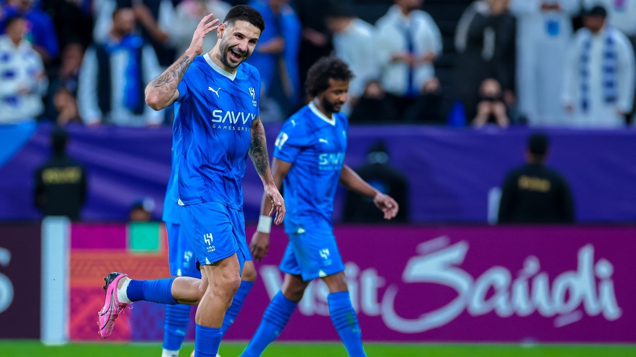 لقاء مرتقب يجمع الهلال والأهلي المصري في المملكة أرينا
