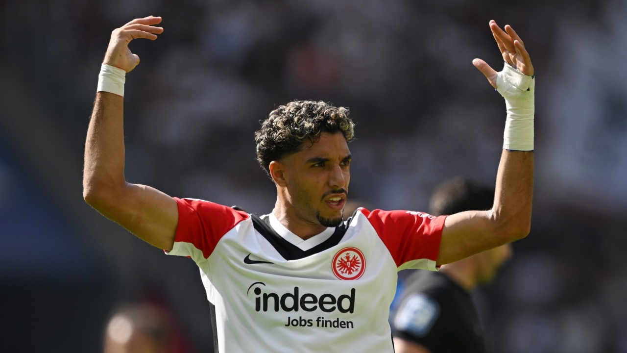 السد القطري يتعاقد مع آدم وناس .. فيديو