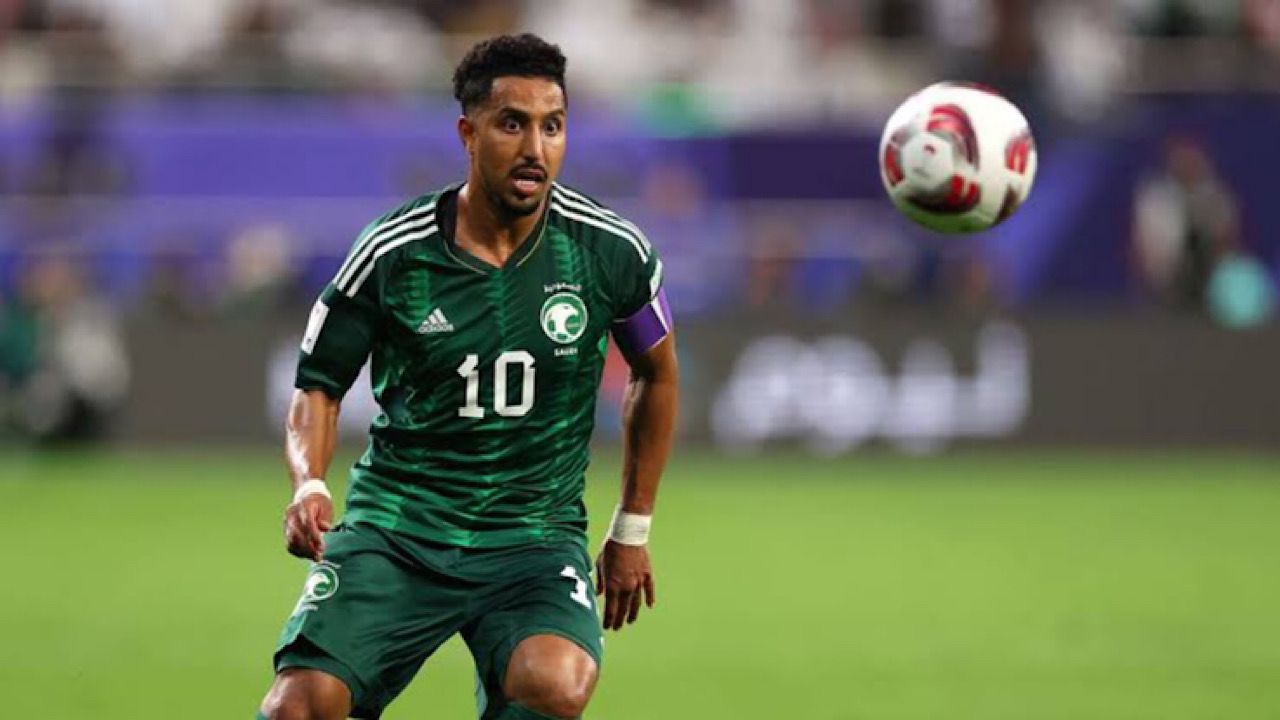 رينارد يضع خيارين لتعويض سالم الدوسري الخميس القادم