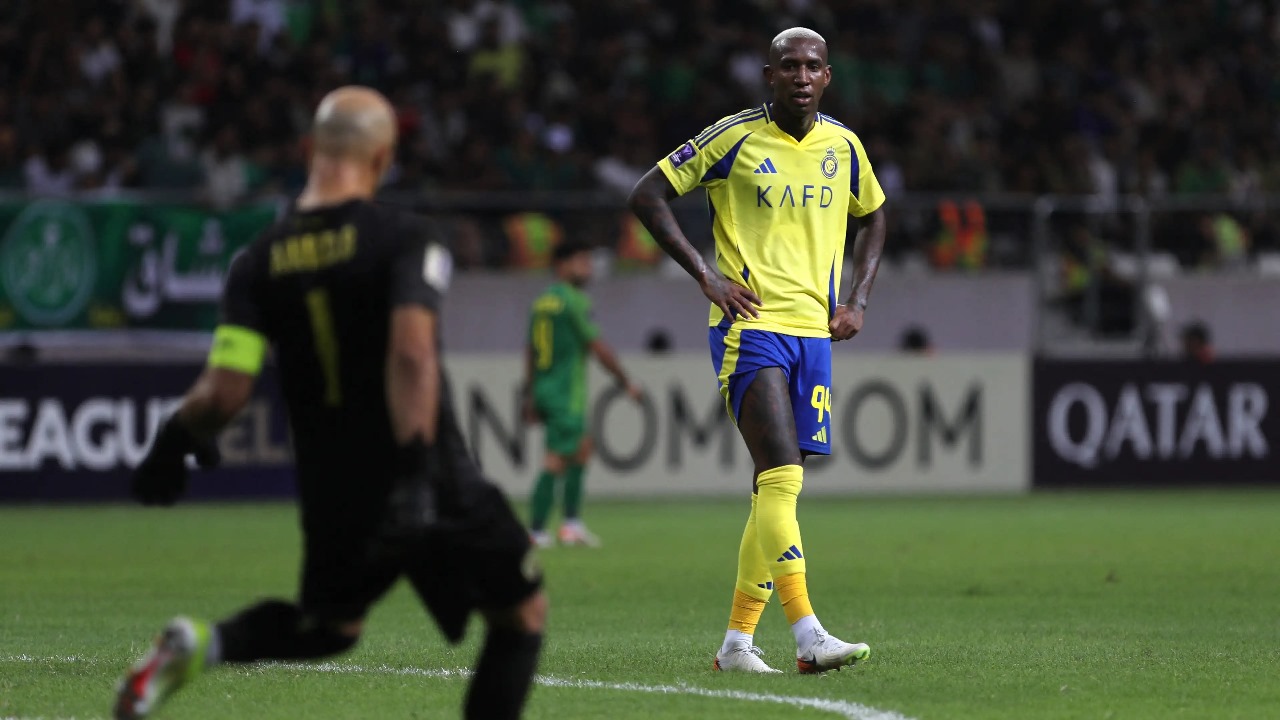 والد نيمار: عقد نيمار مع الهلال ساري ولا نعلم ما سيحدث في المستقبل